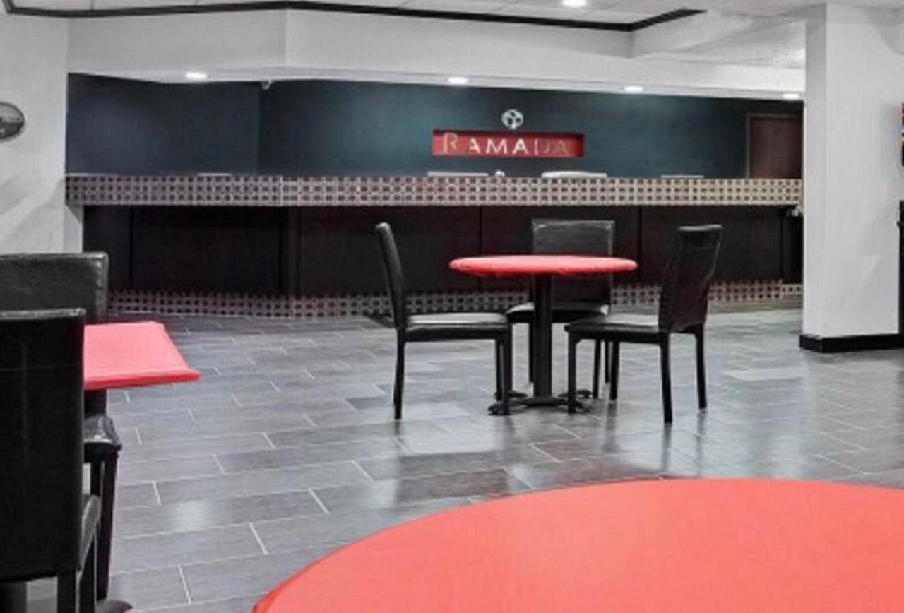 Ramada By Wyndham Pearl/Jackson Airport Hotel Exterior photo